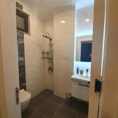 A Dreamy Luxury Two-bedroom With A Special View Of The Forest, Mountains And Sunset *