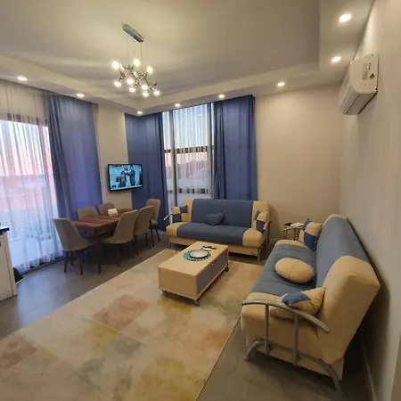 A Dreamy Luxury Two-bedroom With A Special View Of The Forest, Mountains And Sunset Apartamento