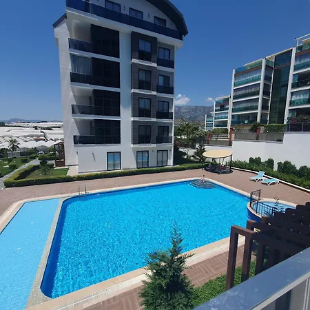 A Dreamy Luxury Two-Bedroom Apartment With A Special View Of The Forest, Mountains And Sunset Alanya