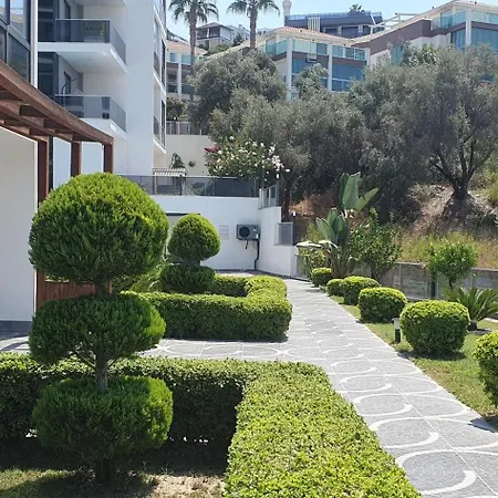 A Dream House With A Dream View In Royal Park *