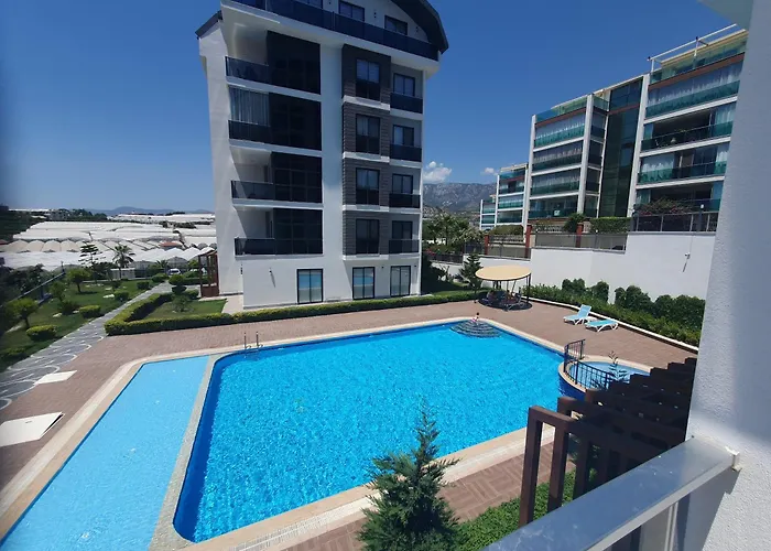 A Dreamy Luxury Two-Bedroom Apartment With A Special View Of The Forest, Mountains And Sunset Alanya