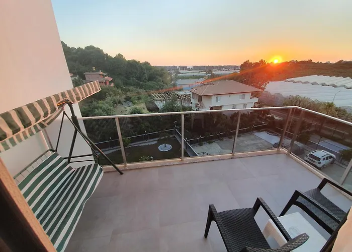 A Dreamy Luxury Two-Bedroom Apartment With A Special View Of The Forest, Mountains And Sunset Appartement Alanya